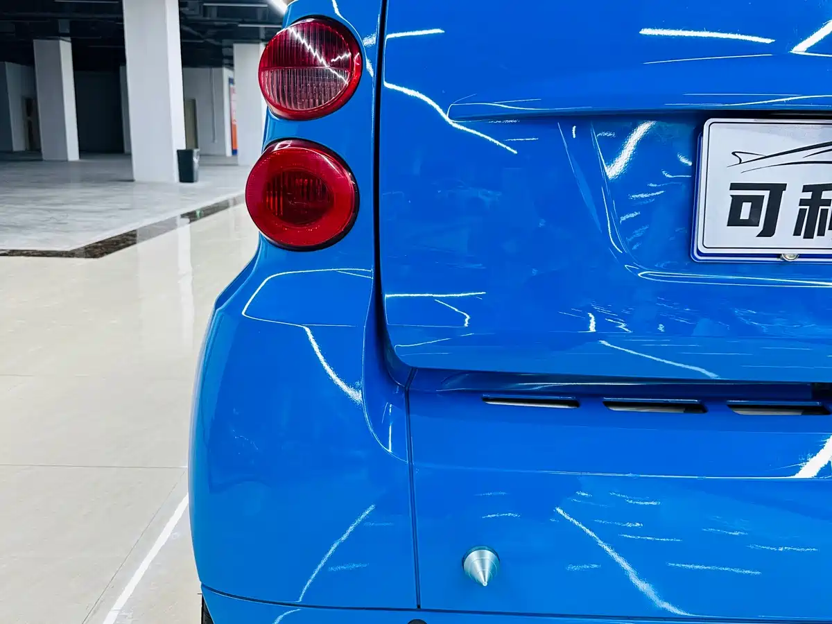 smart fortwo 2013 2013 1.0 MHD Hardtop Ice Special Edition
