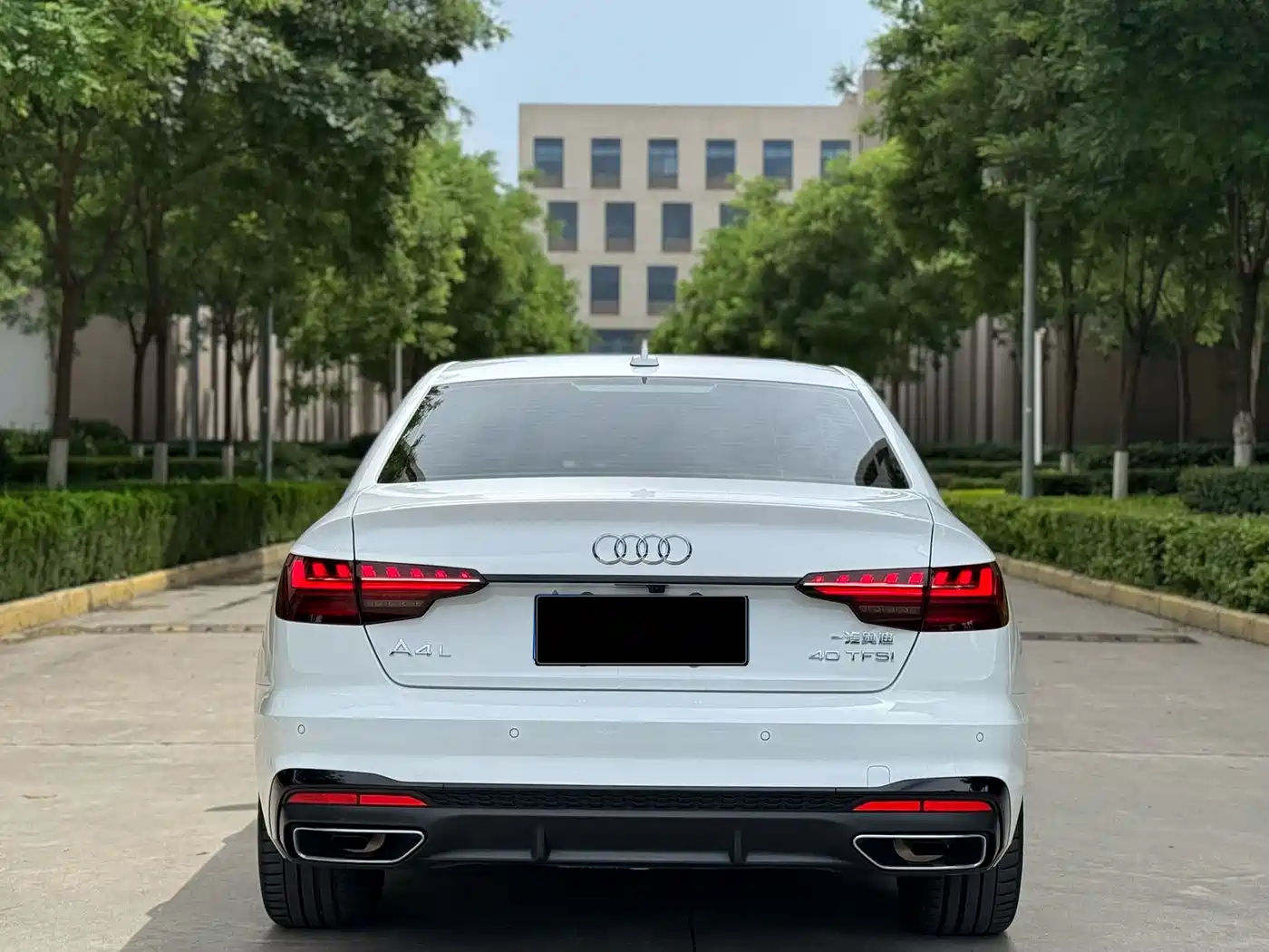 Audi A4L 2023 40 TFSI Luxury Sport фото 15