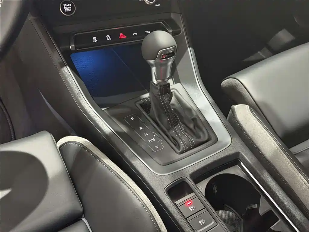 Audi Q3 2024 35 TFSI Fashion Sport фото 17