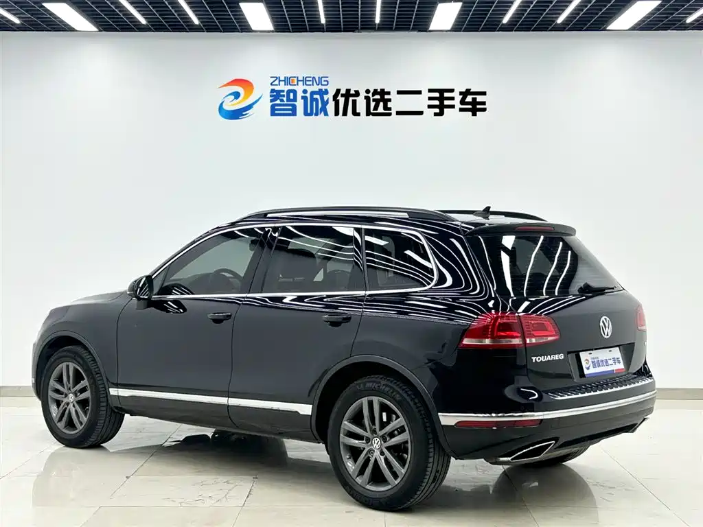 Volkswagen Touareg 2017 3.0TSI Explorer Edition фото 23