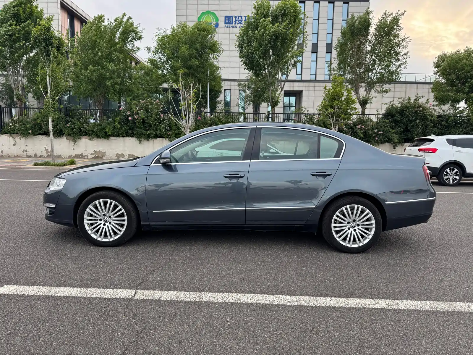 Фото 4 - Volkswagen Magotan