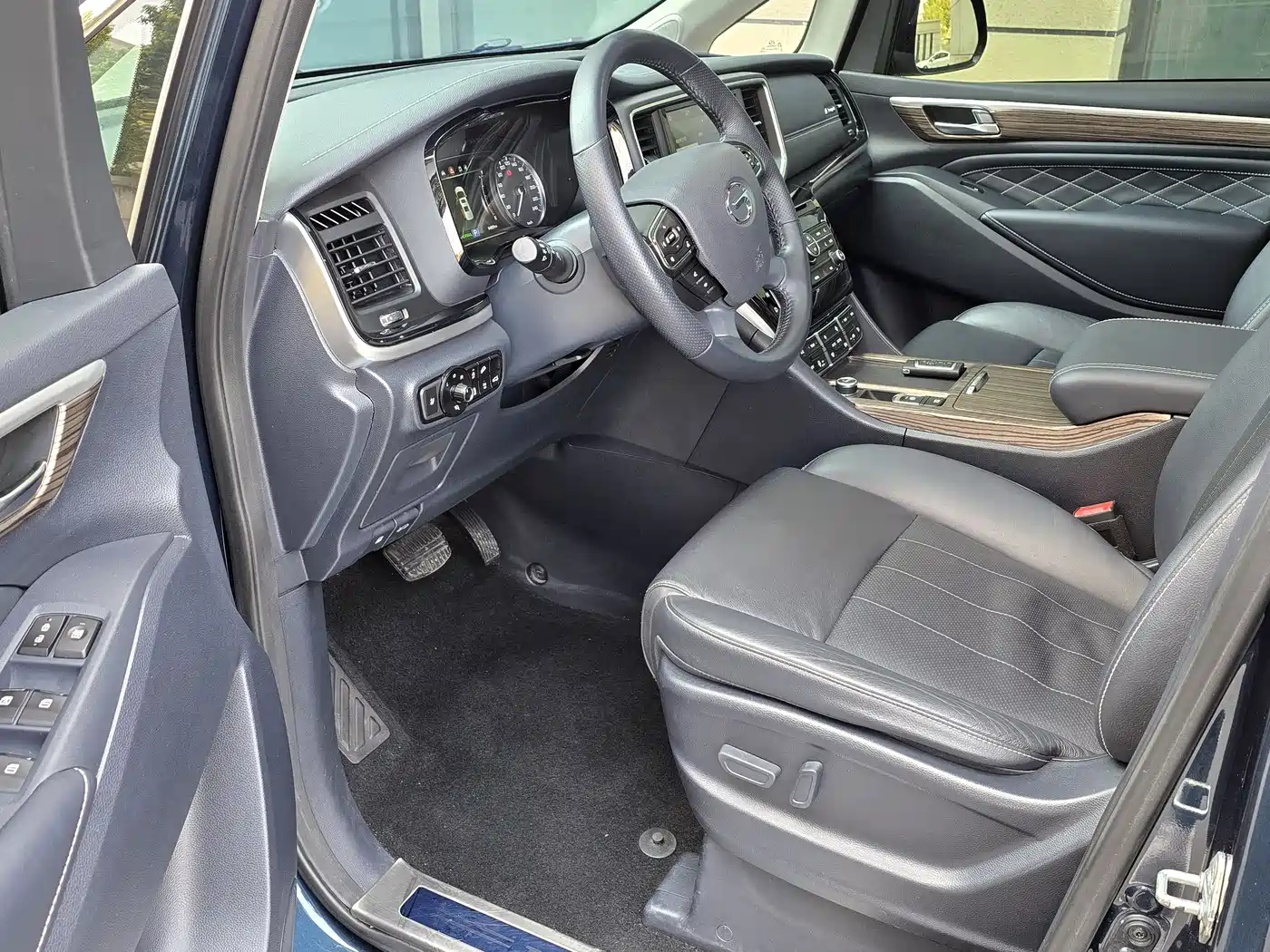 GAC Trumpchi Trumpchi M8 2020 Pilot 390T Prestige Edition фото 10