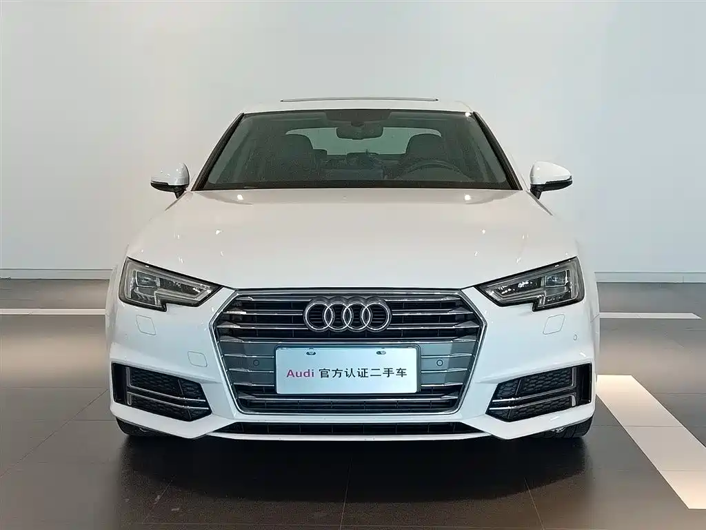 Audi A4L 2018 30th Anniversary 40 TFSI Fashion фото 2