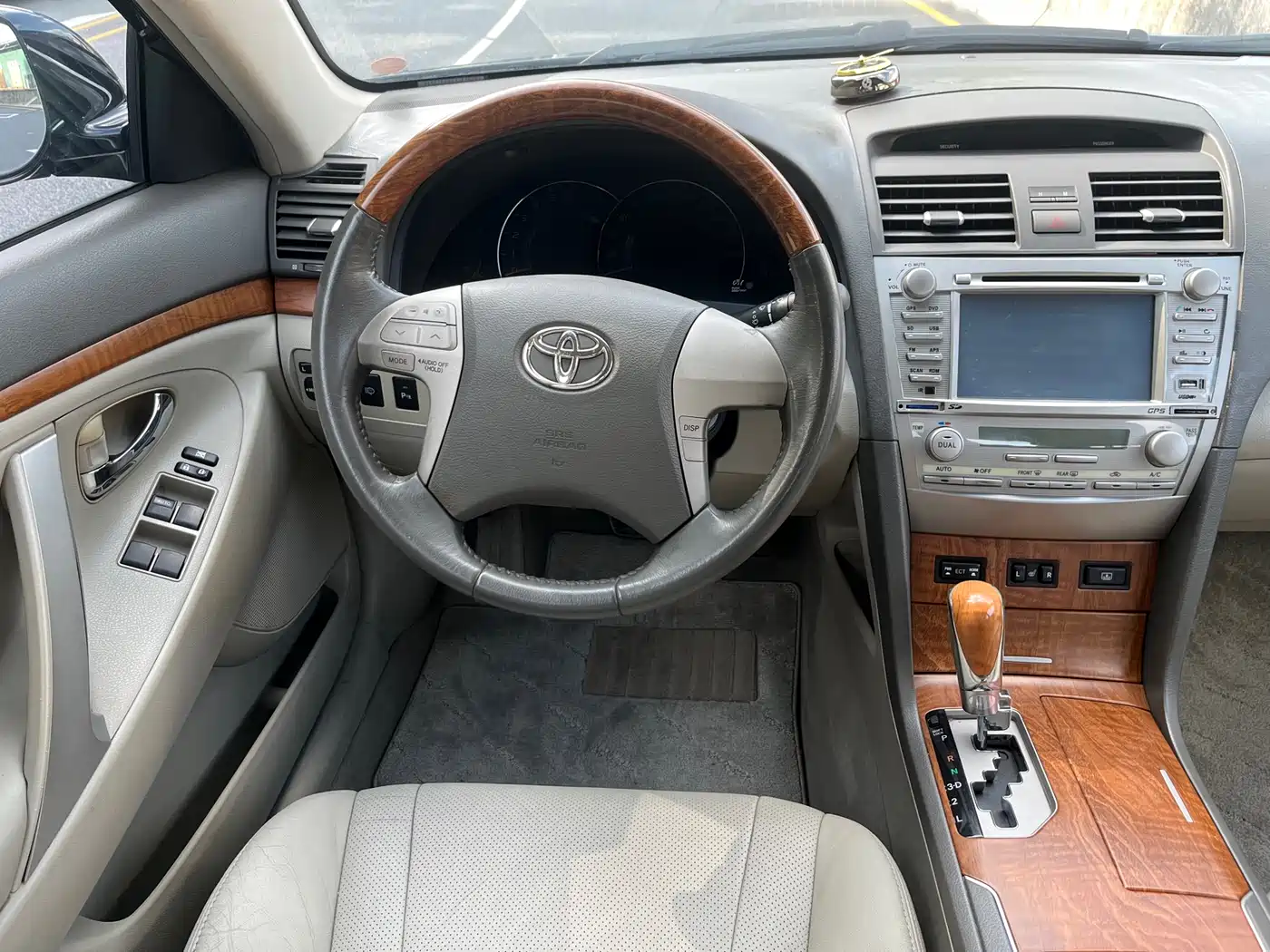 Toyota Camry 2009 Model 200G Luxury Edition фото 8