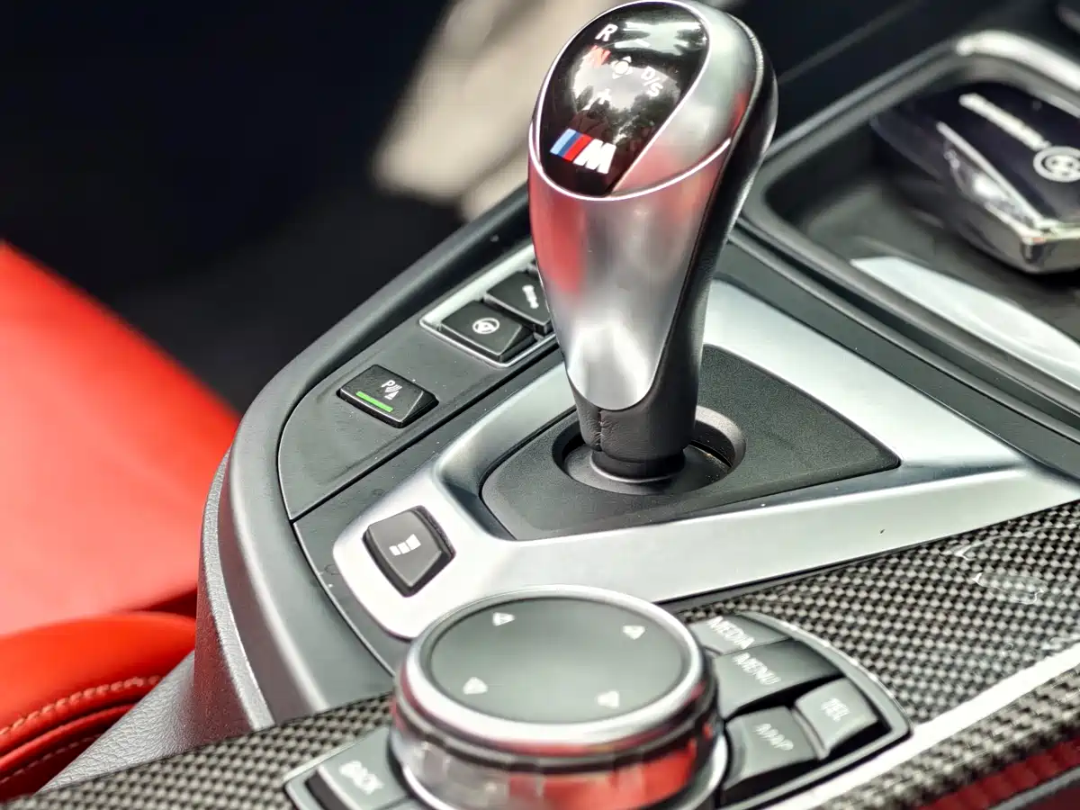 Photo 11 - BMW M4