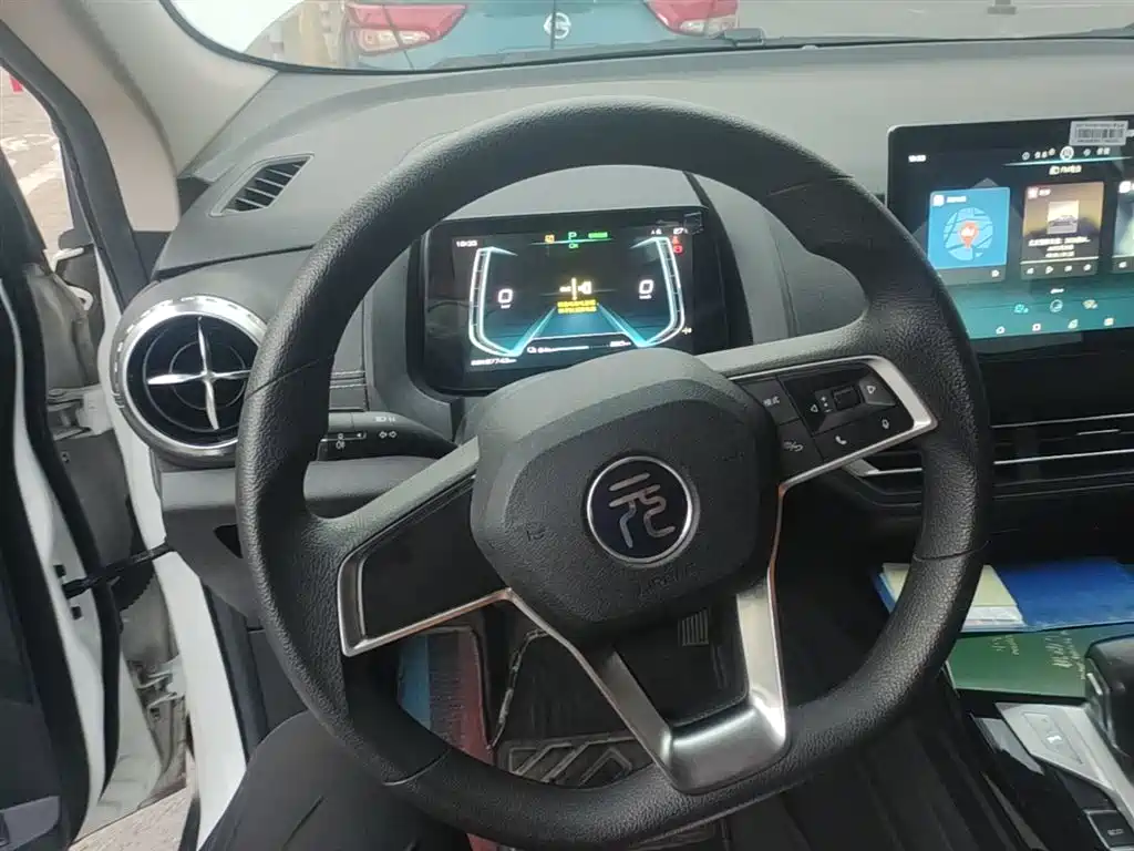 BYD Yuan New Energy 2019 EV535 Smart Connected Trend Leader Type фото 11