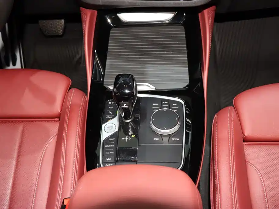 Photo 14 - BMW X4