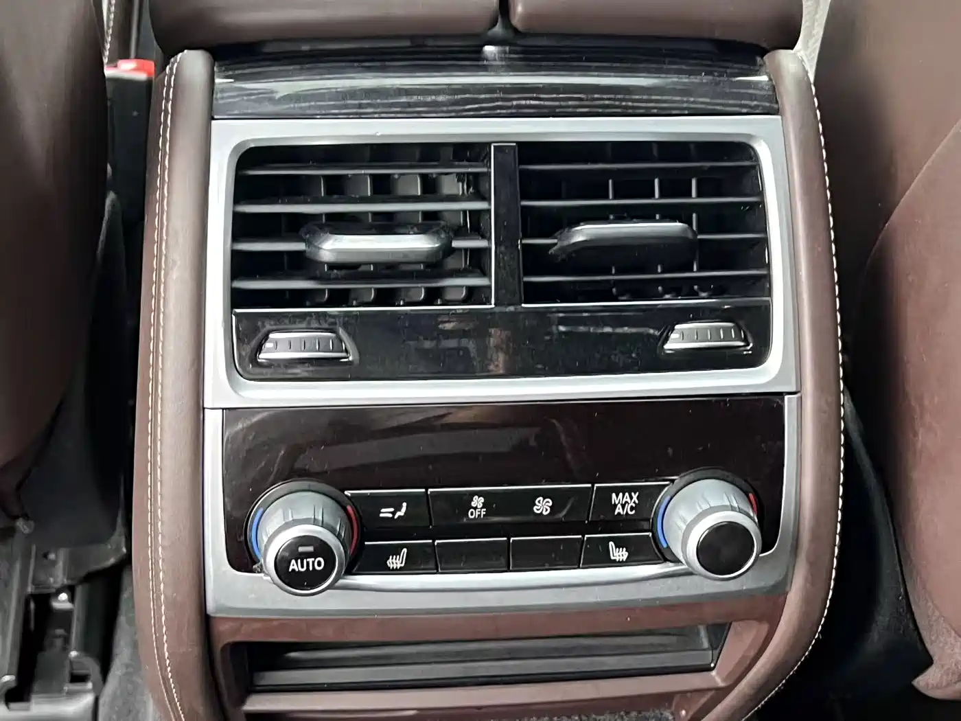 BMW 7 Series 2019 740Li Leading M Sport Package фото 10