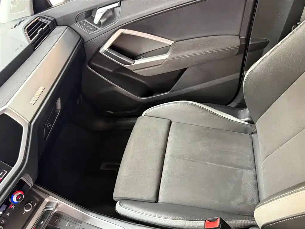 Audi Q3 2023 35 TFSI Fashion Dynamic (1.4T) фото 13