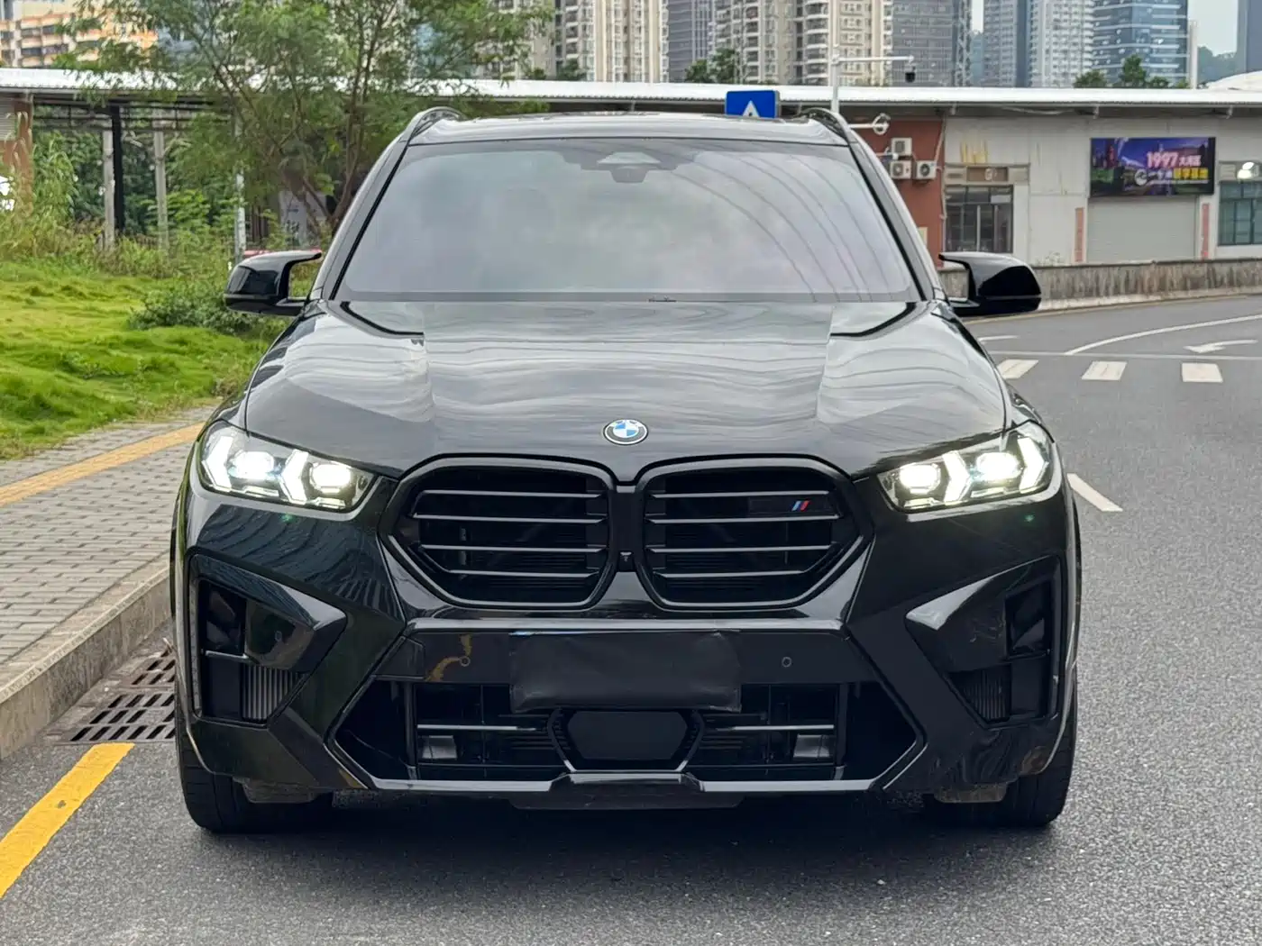 BMW X5 M 2023 Model X5 M Thunder Edition фото 2