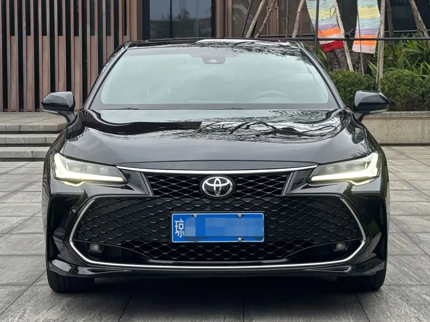 Toyota Avalon 2022 2.5L Luxury Edition фото 3