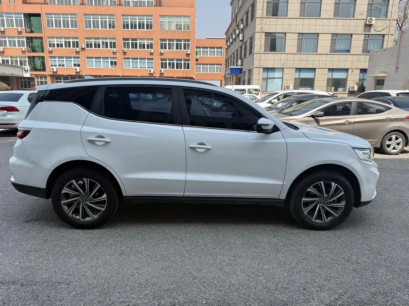 GEELY AUTOMOBILE VISION X6