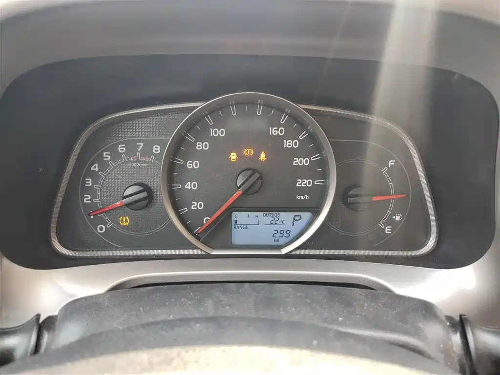 Toyota RAV4 Rongfang 2015 2.0L CVT 2WD Trend Edition фото 4