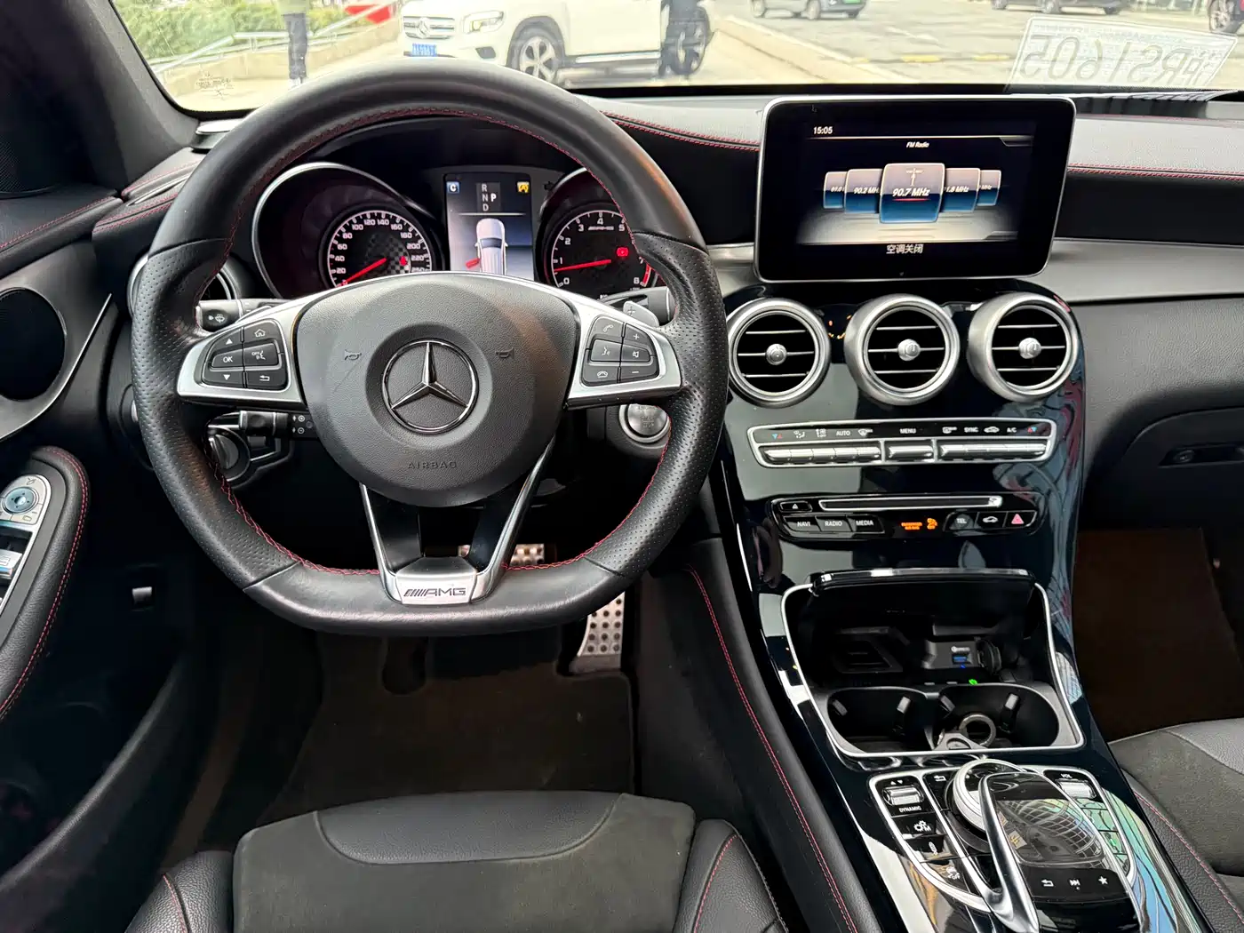 Mercedes-Benz GLC AMG 2017 AMG GLC 43 4MATIC фото 13