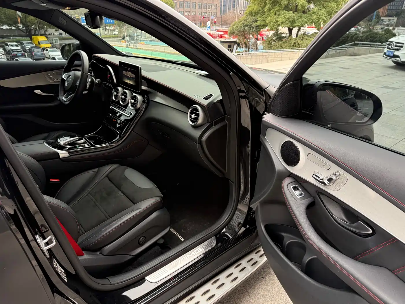 Mercedes-Benz GLC AMG 2017 AMG GLC 43 4MATIC фото 16