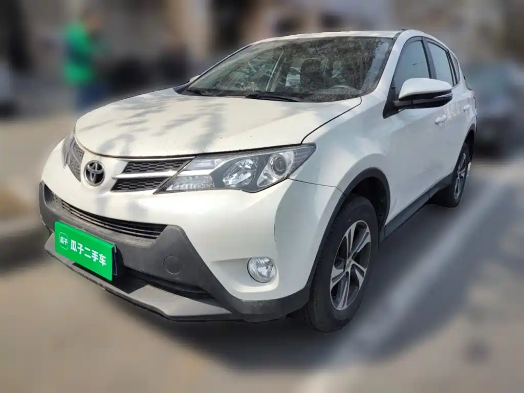 Toyota RAV4 Rongfang 2015 2.0L CVT 2WD Trend Edition фото 2