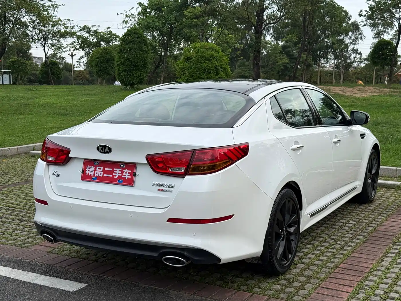Kia K5 2014 2.0L Automatic LUXURY фото 4