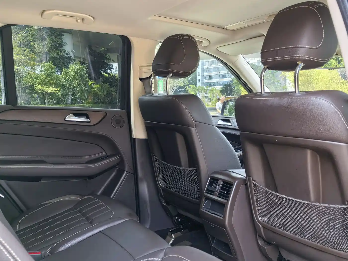 Mercedes-Benz GLE 2018 GLE 400 4MATIC Ultimate Edition фото 16