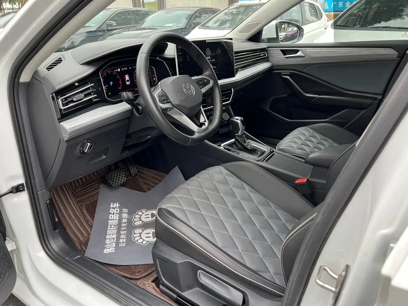 Volkswagen Sagitar 2024 300TSI DSG Surpass Edition фото 8