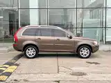 Фото 8 - Volvo XC90