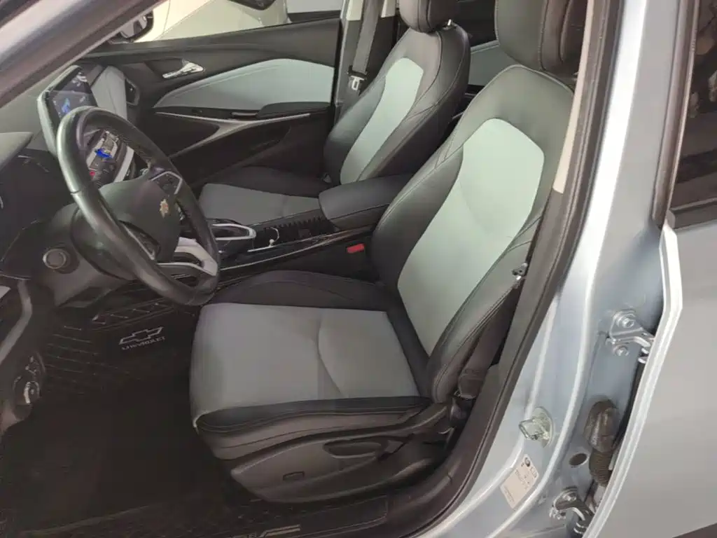 Chevrolet Menlo 2022 2022 Nebula Edition