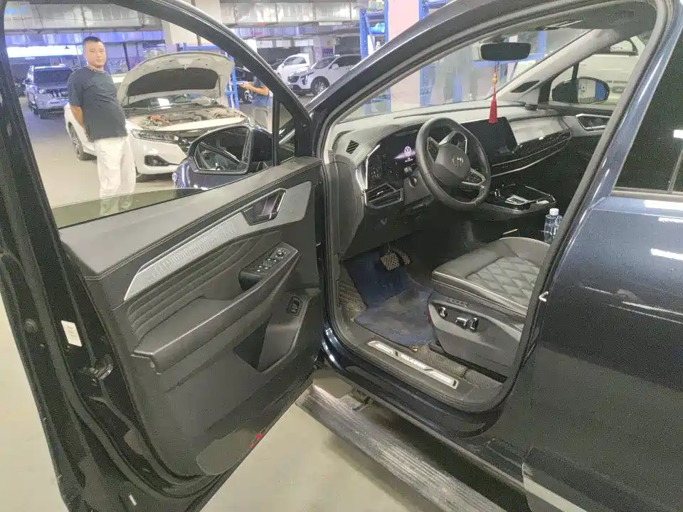 Фото 4 - Volkswagen Talagon