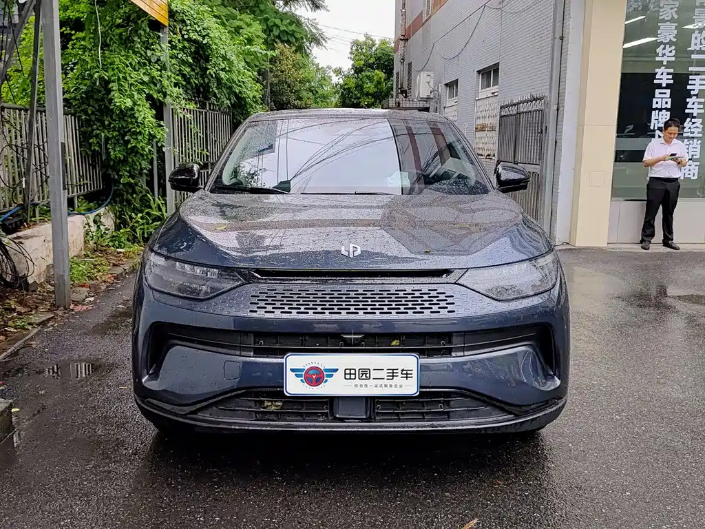 Фото 2 - Leapmotor C11