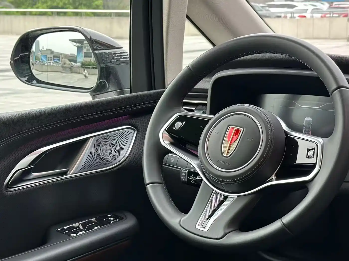 Hongqi HQ9 PHEV 2024 Model 2.0T AWD Luxury Edition фото 11
