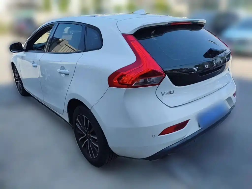 Volvo V40 2019 2018 T3 Inscription Edition
