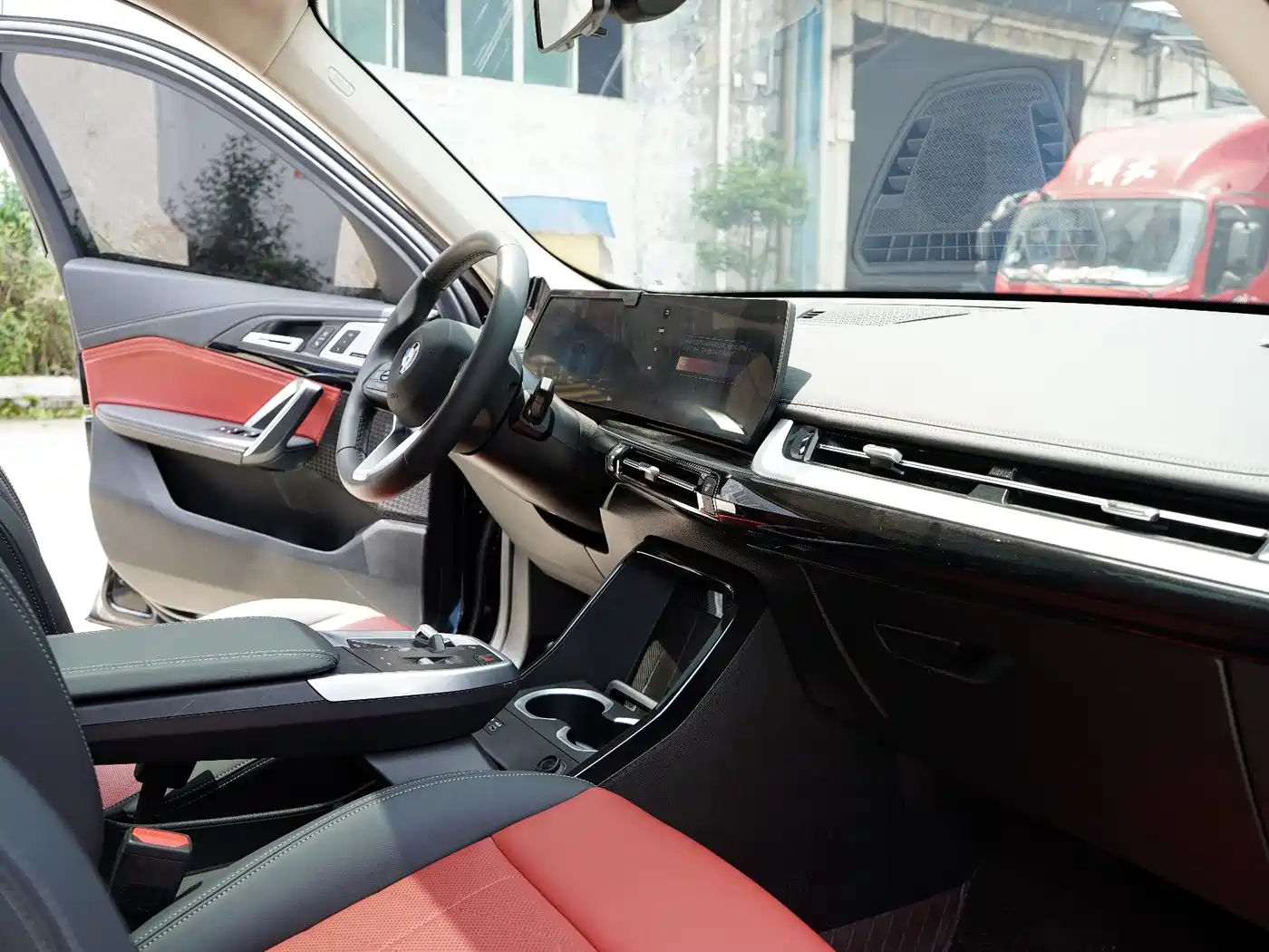 BMW X1 2023 sDrive25Li X Design Package фото 10