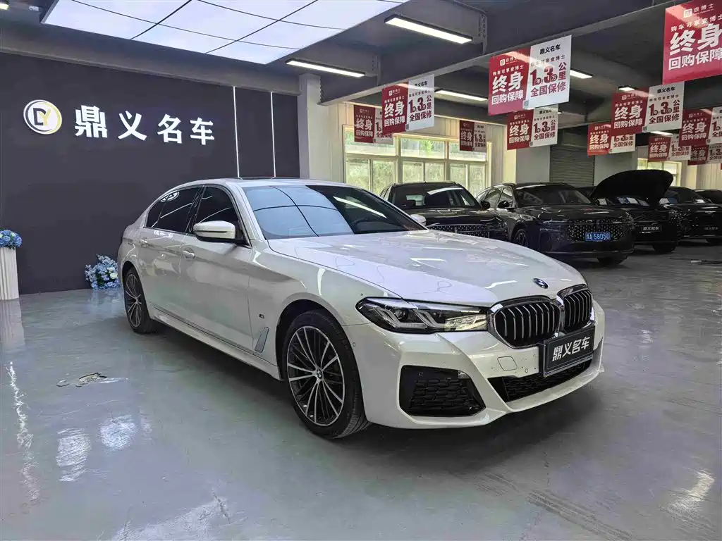 BMW 5 Series 2023 530Li Leading M Sport Package фото 3