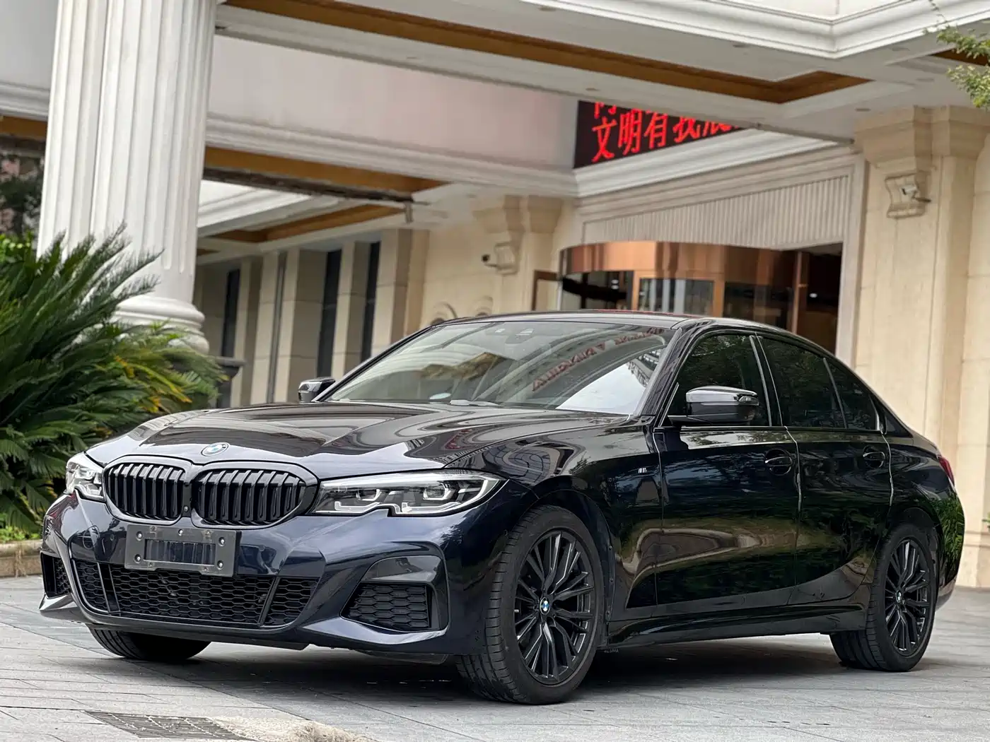 BMW 3 Series 2021 Second Facelift 325i M Sport Night Package