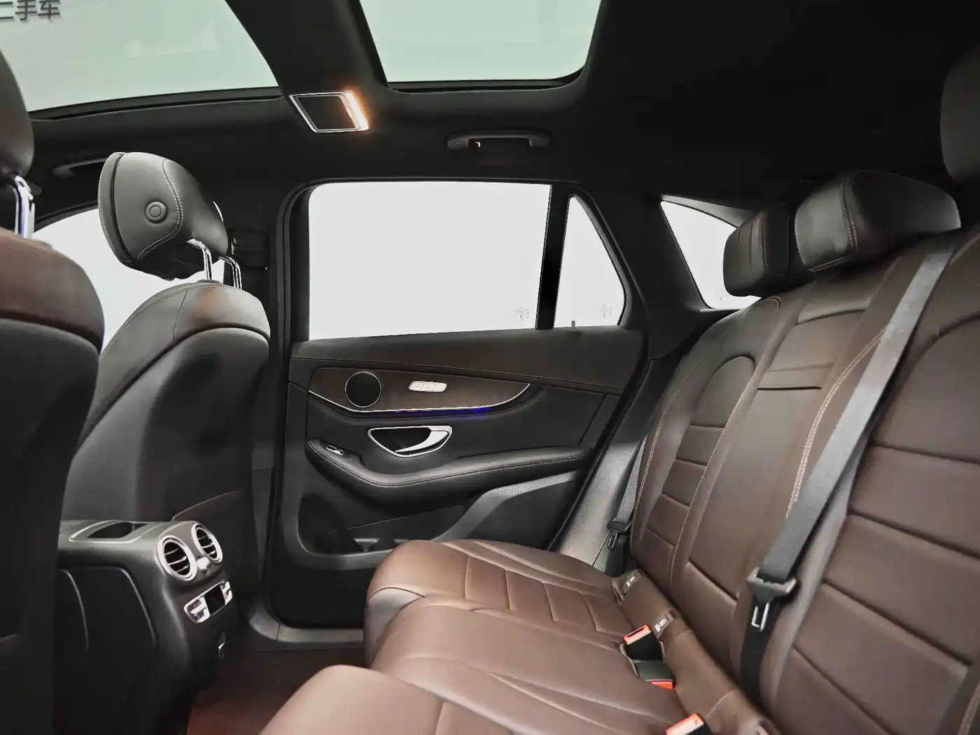 Mercedes-Benz GLC 2020 Facelift GLC 300 L 4MATIC Dynamic фото 11
