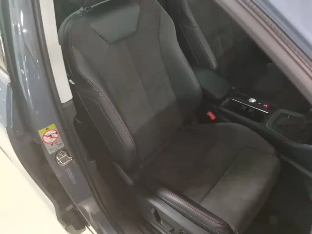 Фото 25 - Audi Q3