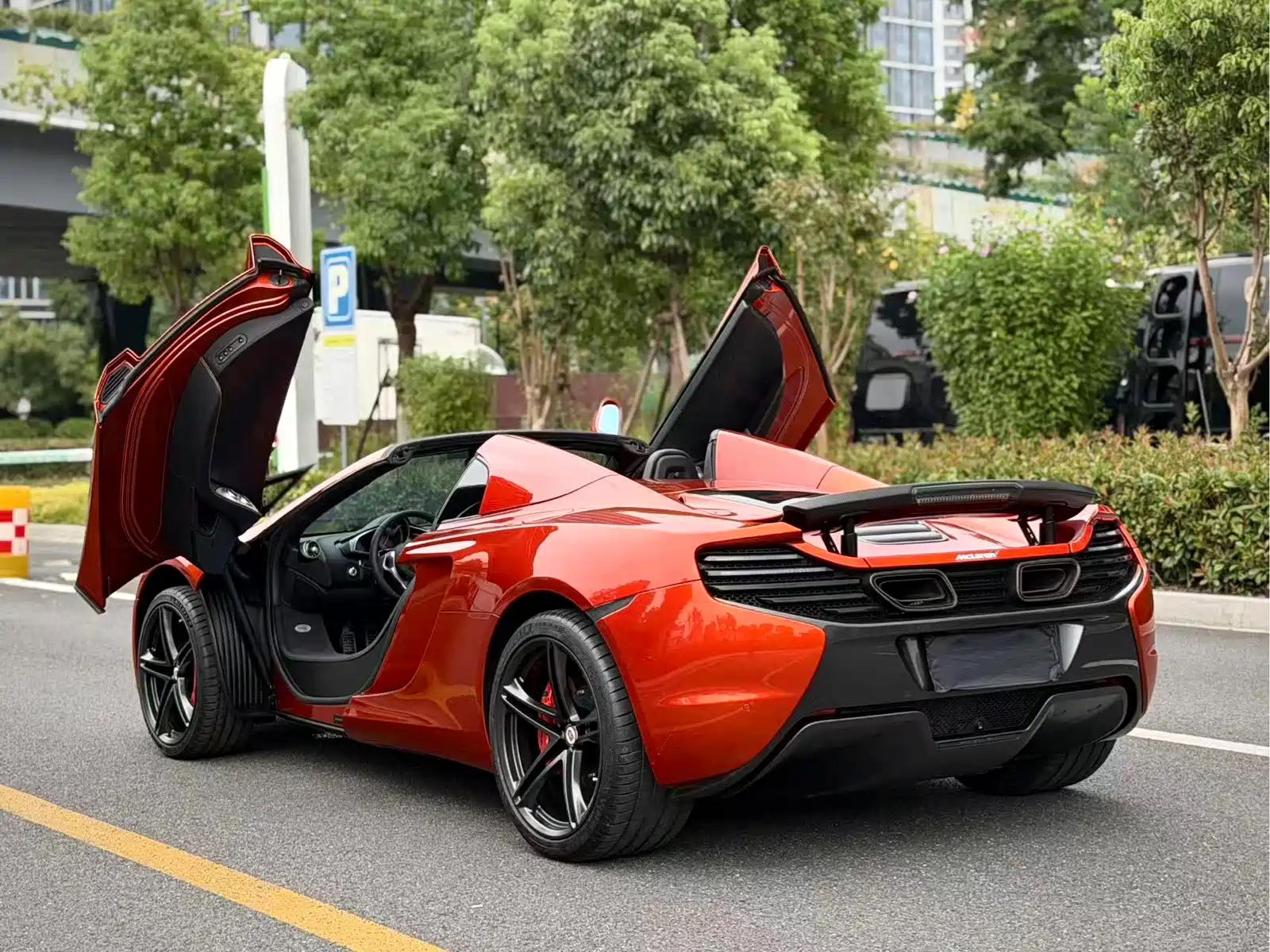 Фото 6 - McLaren 625C