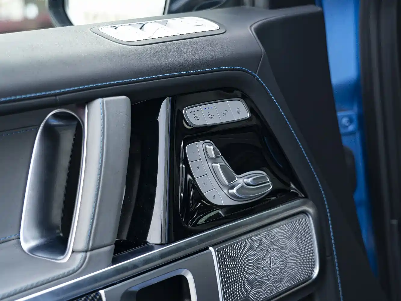 Mercedes-Benz G-Class New Energy 2025 G580 Launch Special Edition фото 12