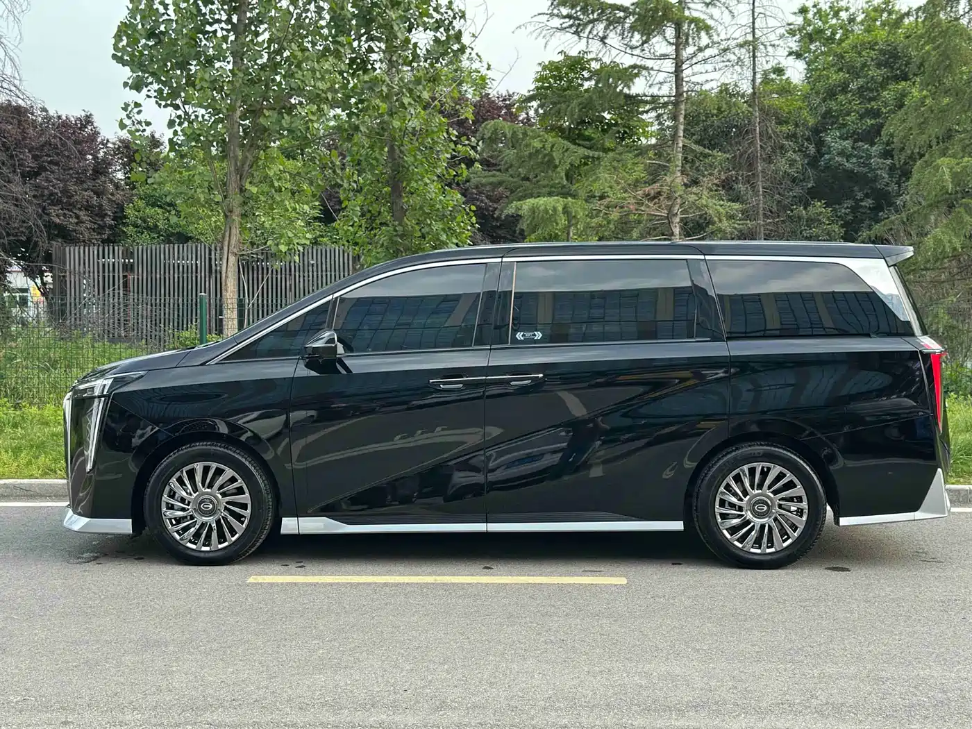 GAC Trumpchi Trumpchi M8 2024 Patriarch Series 400T Ultimate Edition фото 8