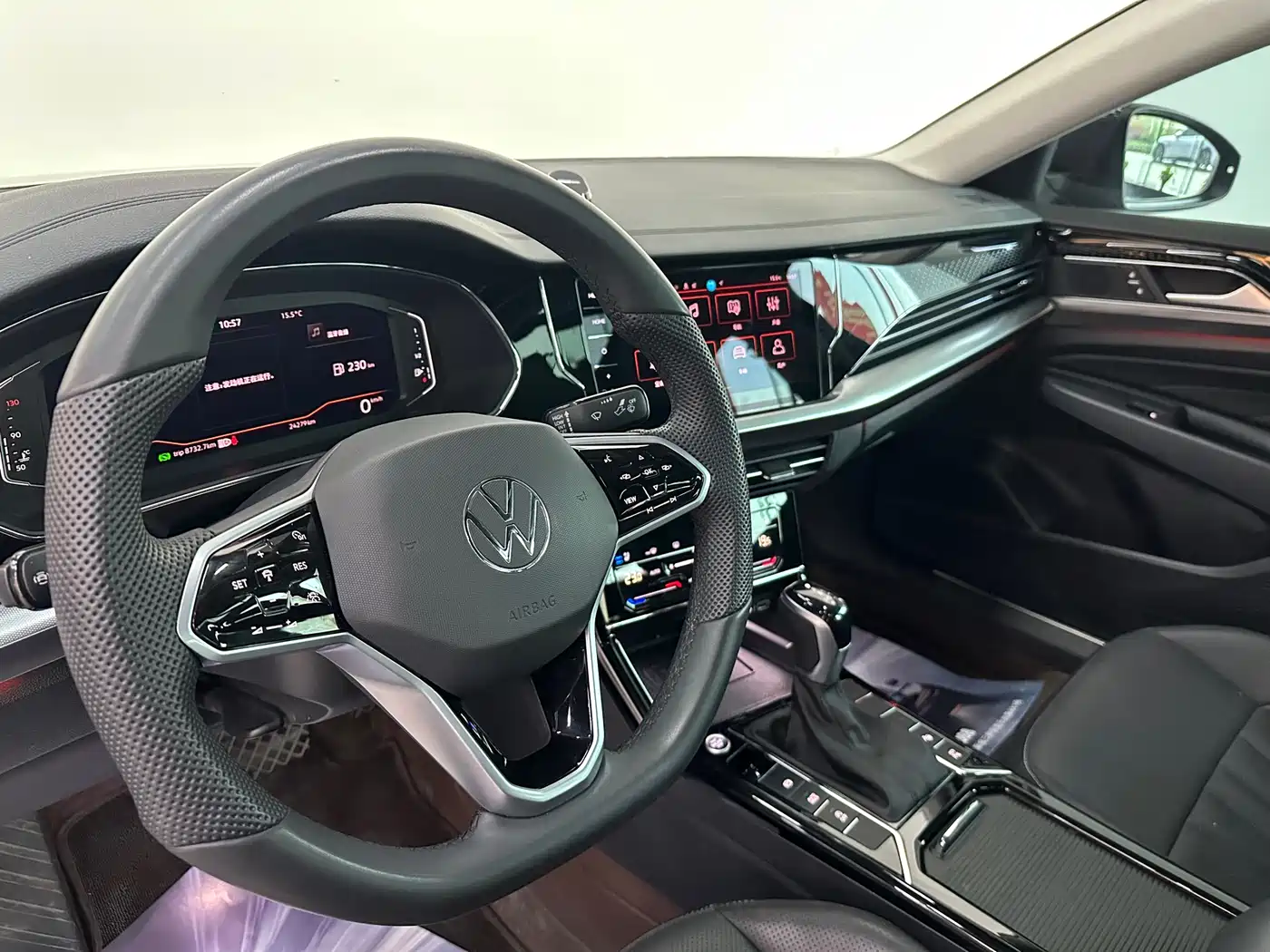 Volkswagen Passat 2024 380TSI Starlight Luxury Edition фото 16