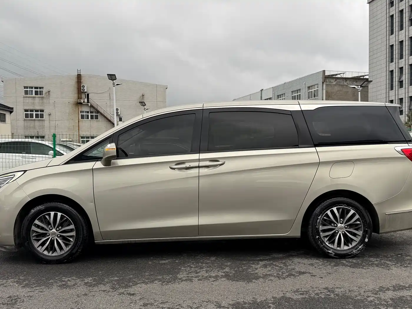 Buick GL8 2018 ES 28T Luxury Type China VI фото 22