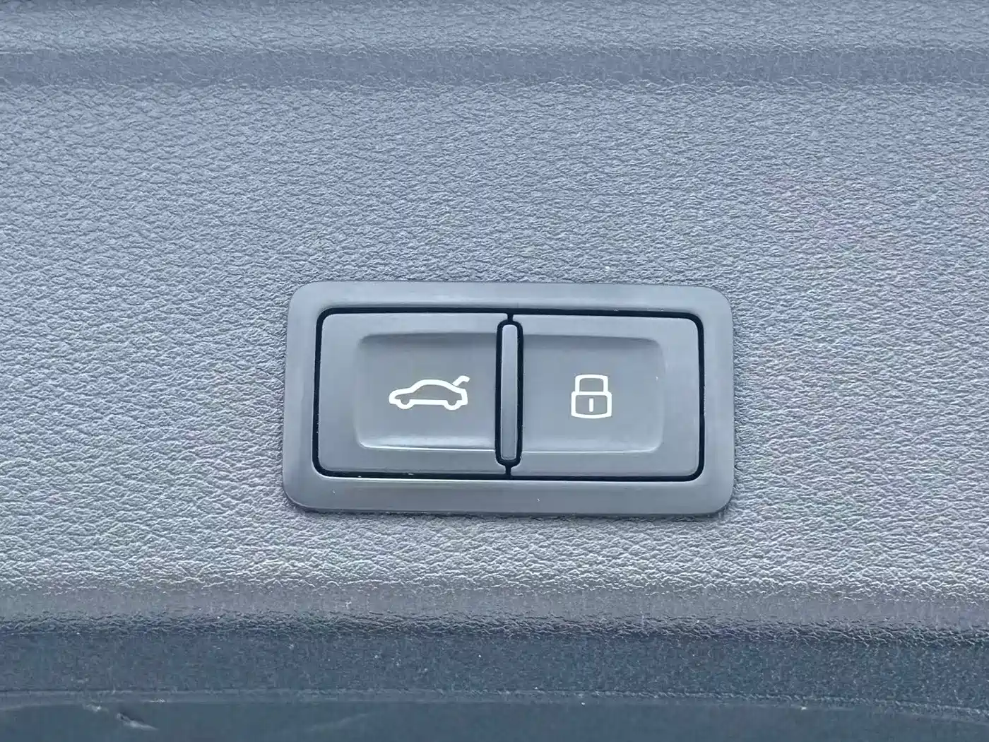 Audi A4 (Import) 2020 2020 Avant Pioneer 40 TFSI Fashion Dynamic