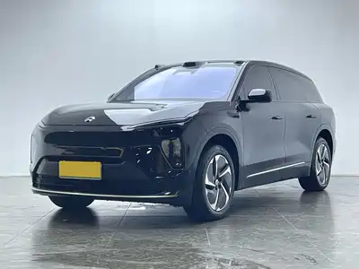 NIO ES8