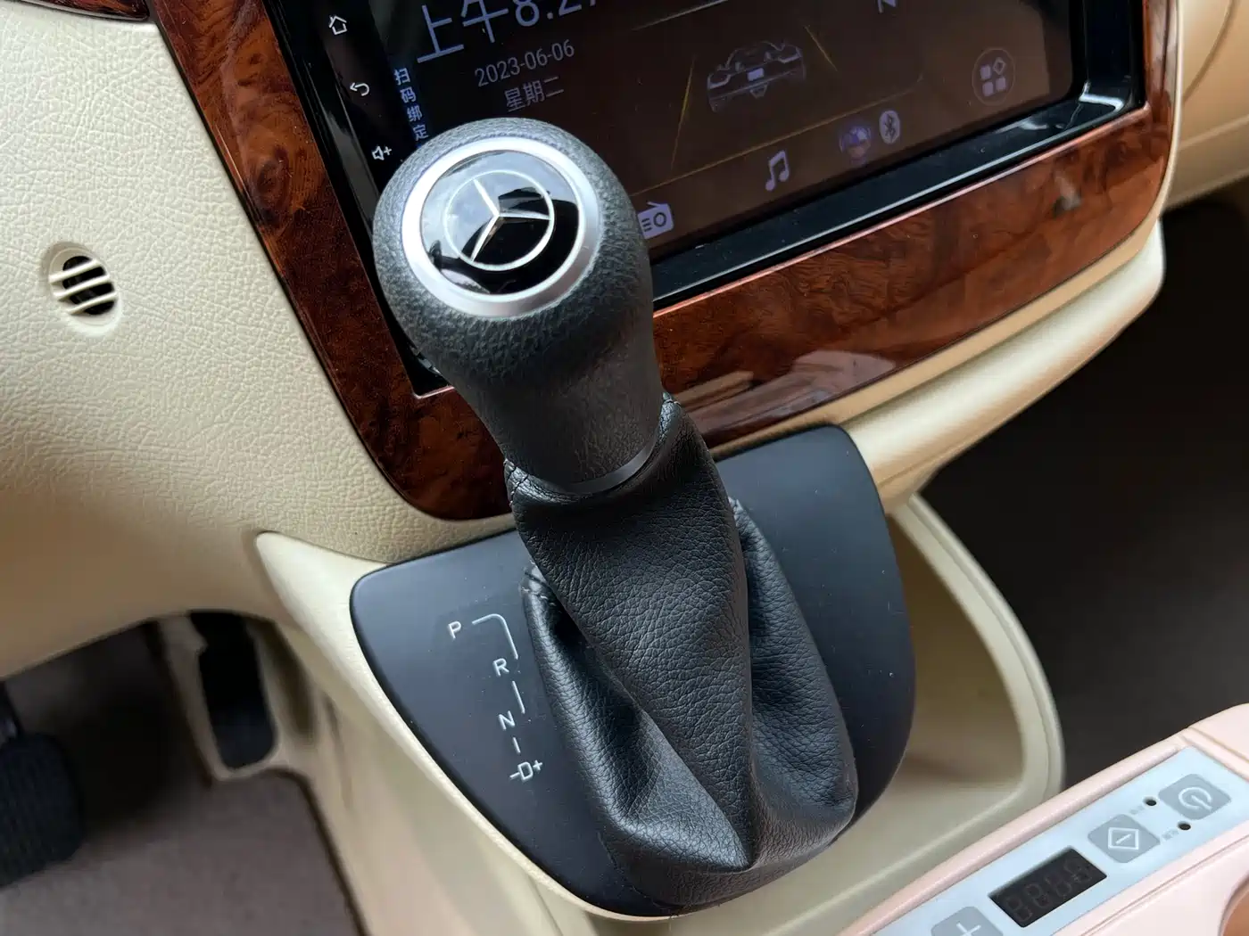 Mercedes-Benz Vito 2013 3.0L Business Edition фото 10