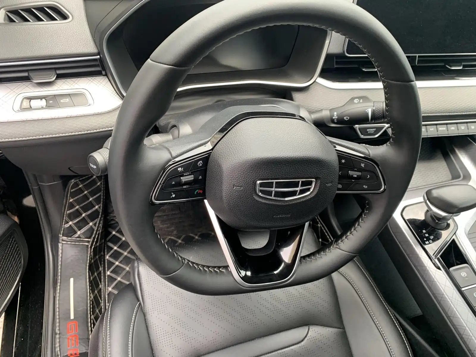 Фото 6 - Geely Preface