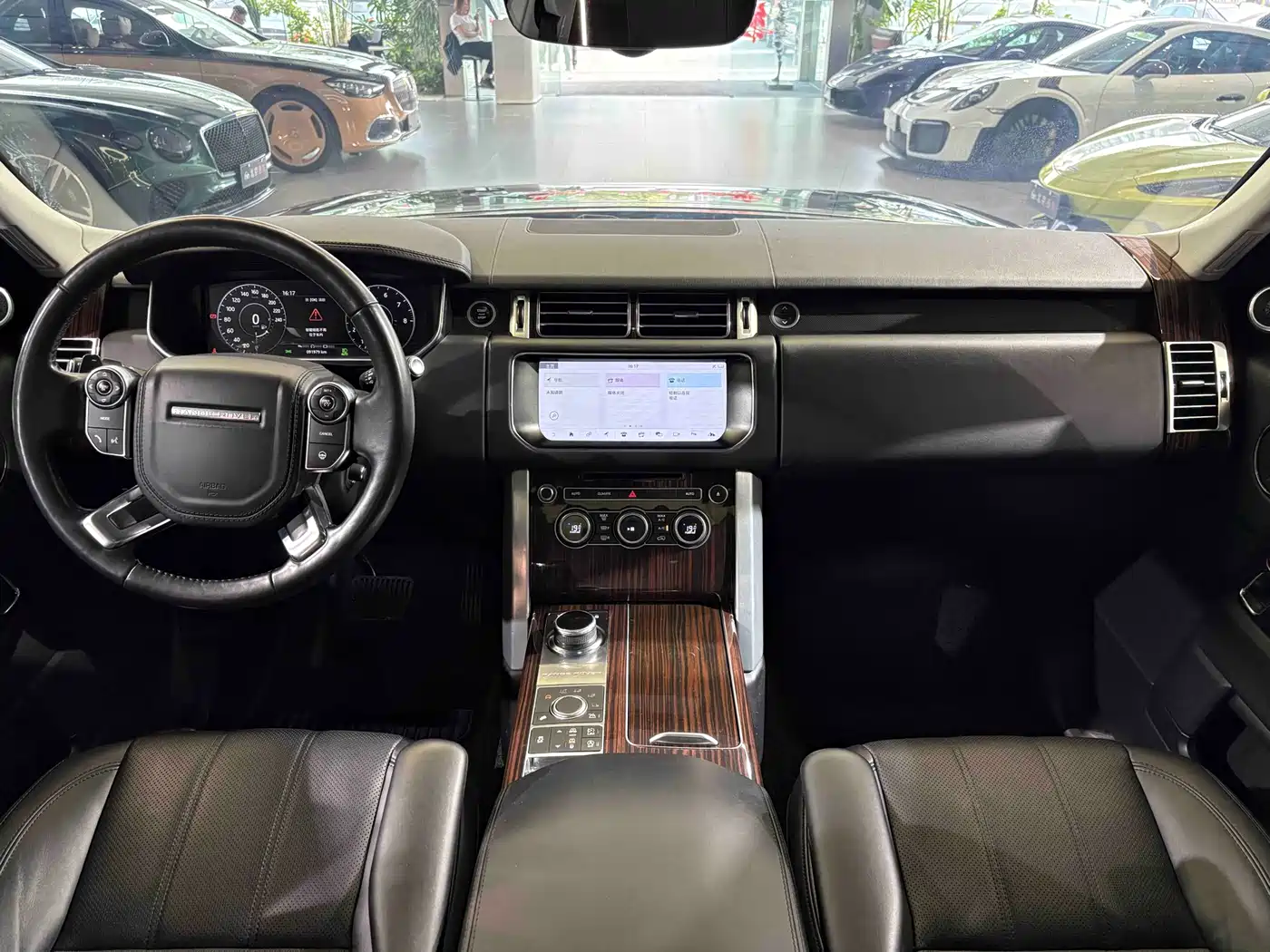 Land Rover Range Rover 2016 3.0 SC V6 Vogue LWB фото 15