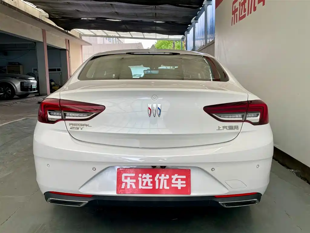 BUICK REGAL