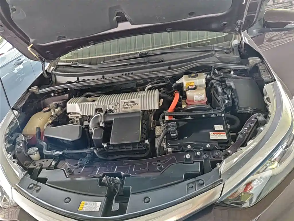 Toyota Levin 2017 Facelift Hybrid 1.8H GS E-CVT Elite Sunroof Edition China V фото 20