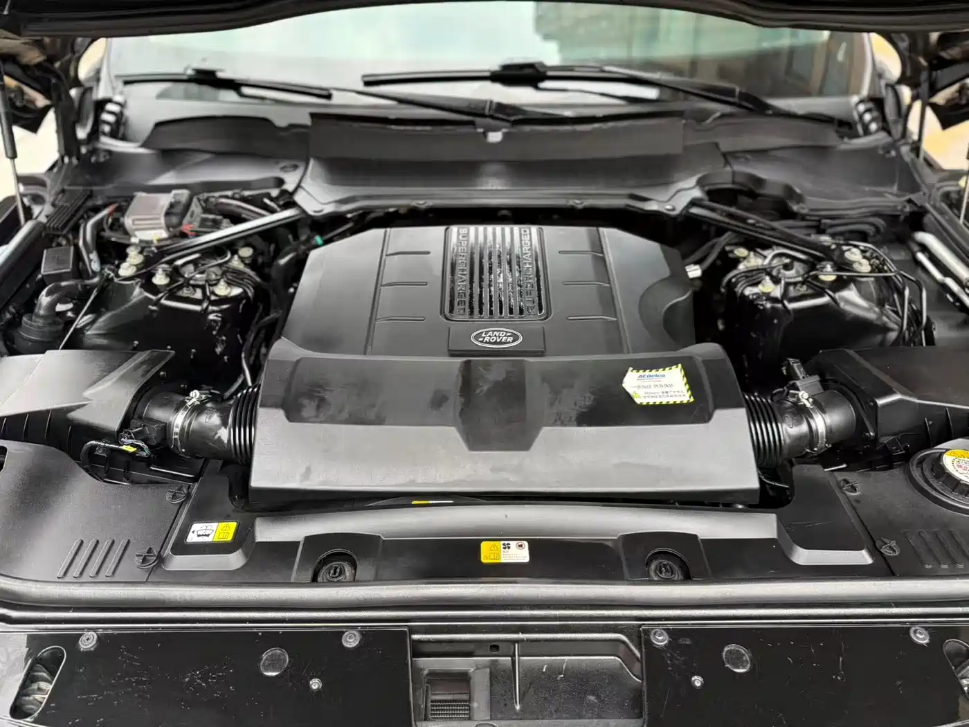 Land Rover Range Rover 2018 3.0 SC V6 Vogue Heritage Edition фото 24