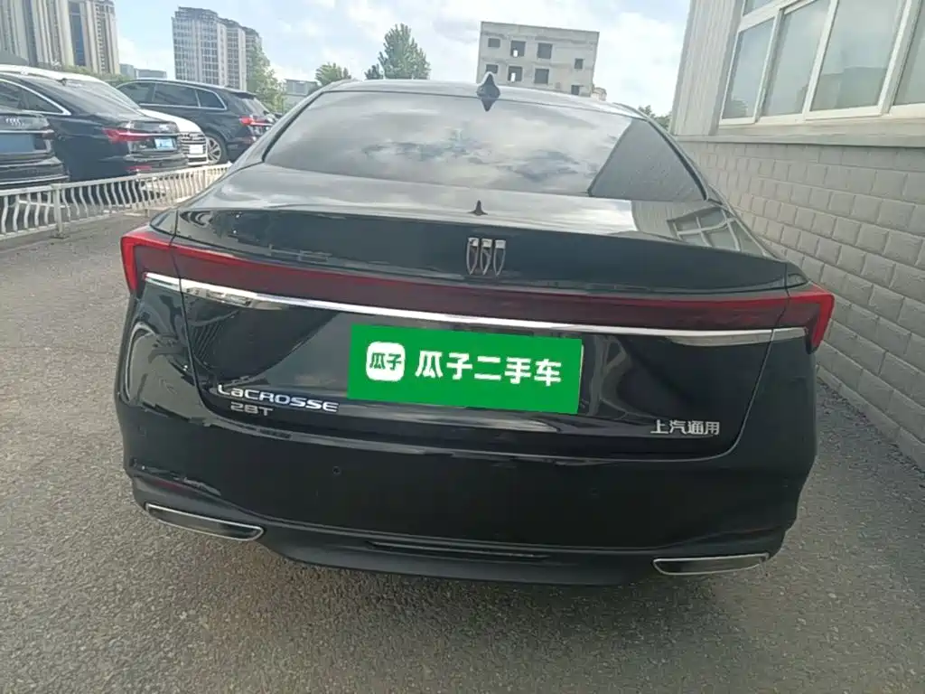 Buick LaCrosse 2026 2026 Model 28T Platinum Edition