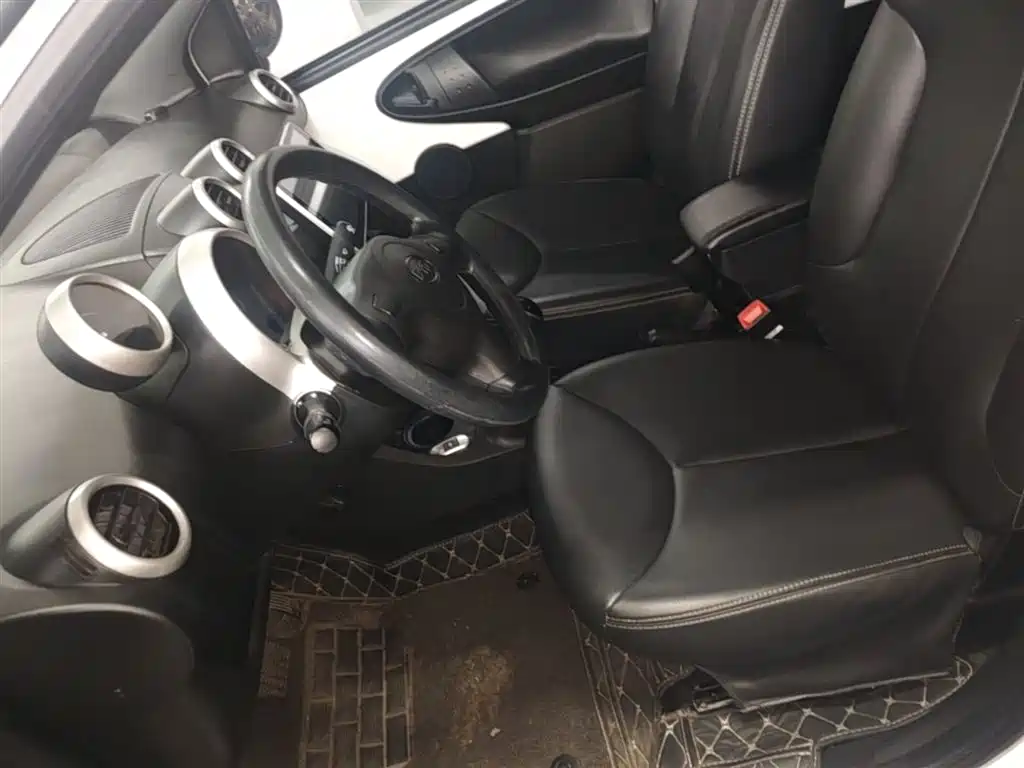 BYD F0 2015 1.0L AMT Xuan Cool Edition фото 15