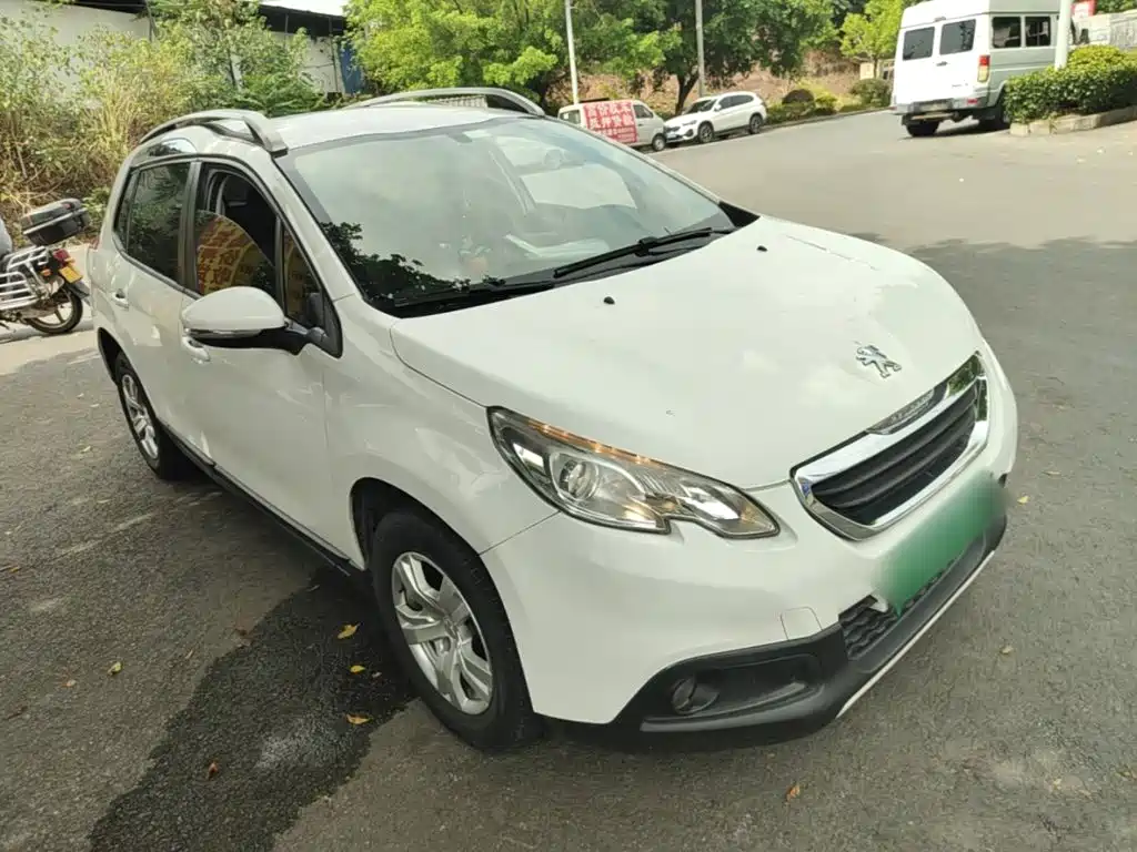 Peugeot 2008 2015 2014 1.6L Automatic Trend Edition